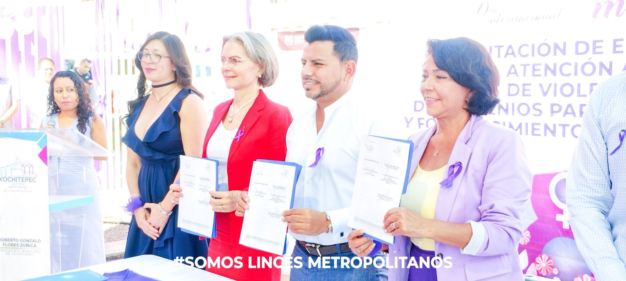 Estudiantes del Colegio Metropolitano, comunidad Lince